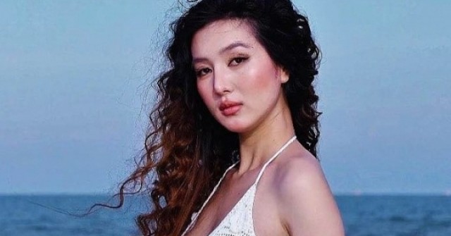 Ảnh sao 26/8: Vợ Hồ Quang Hiếu diện bikini khoe...