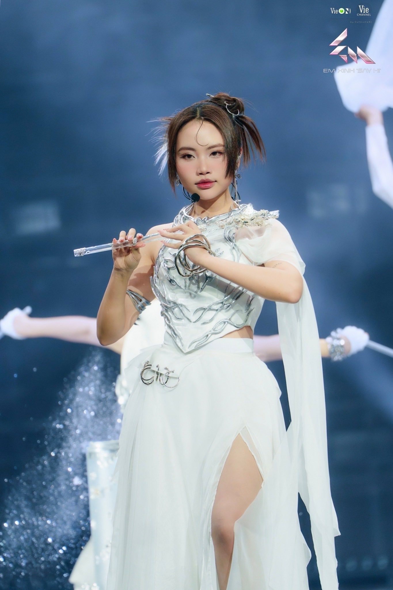Quá khứ Em Xinh "Say Hi": Lamoon lạ lẫm, Orange, Phương Mỹ Chi lột xác táo bạo - 19
