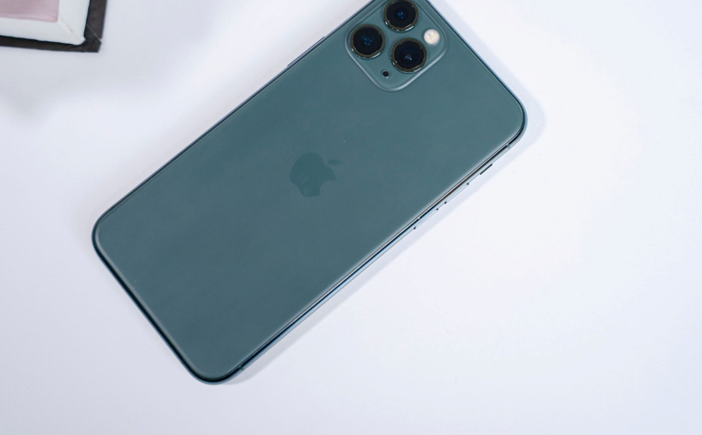 iPhone 11 Pro cũ vẫn đang được nhiều iFan lựa chọn.