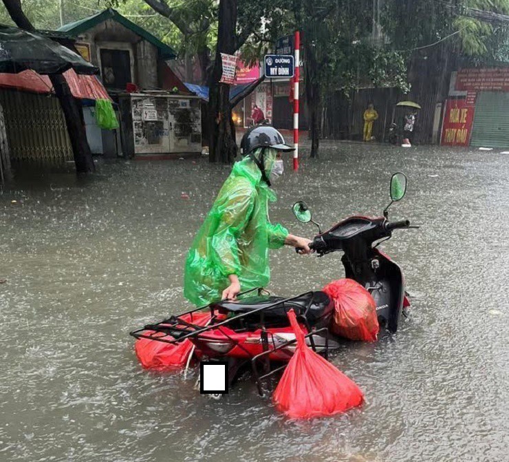 Xe máy ngập nước nhưng không chết máy: Những hỏng hóc tiềm ẩn cần sửa ngay! - 1