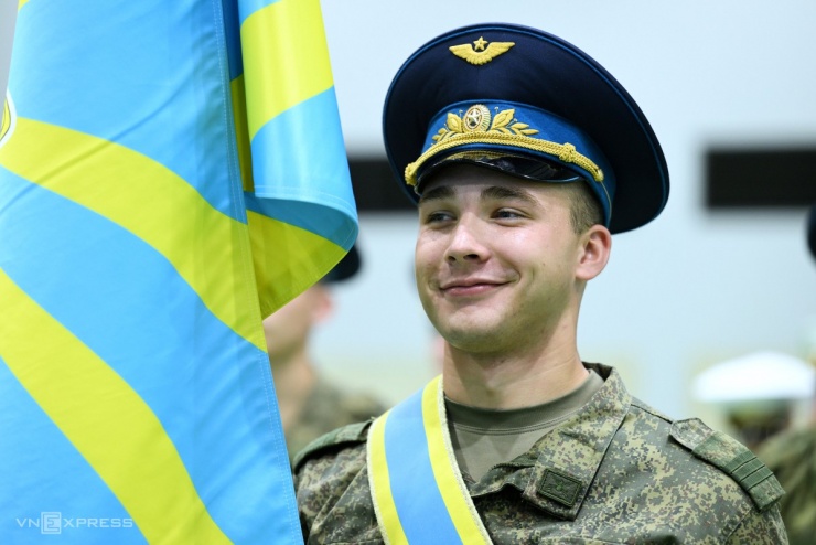 Quân nhân Nga luyện tập trước diễu binh - 13