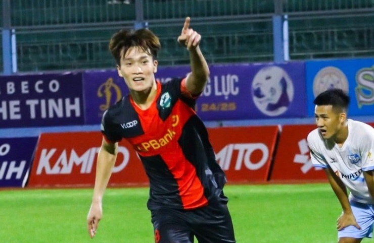Nhận định SHB Đà Nẵng vs Ninh Bình FC, 18h00 ngày 27/8: Tiếp đà bay cao - 1