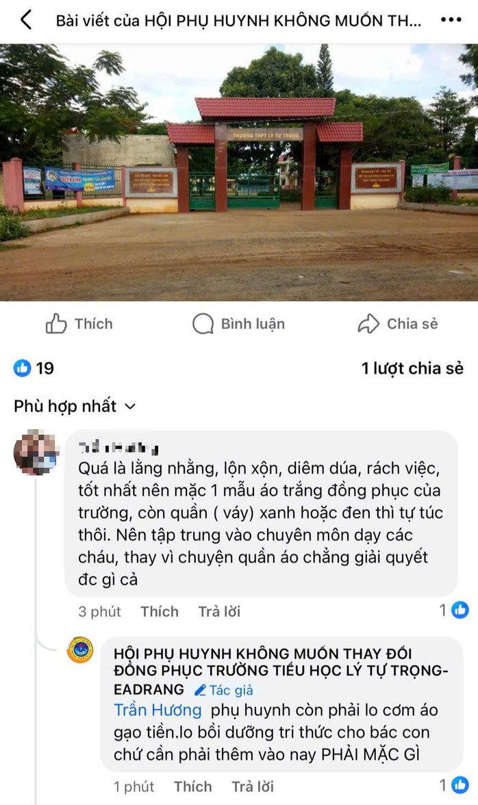 Phụ huynh phản ứng về việc học sinh phải mặc đồng phục nhiều màu sắc luân phiên trong tuần