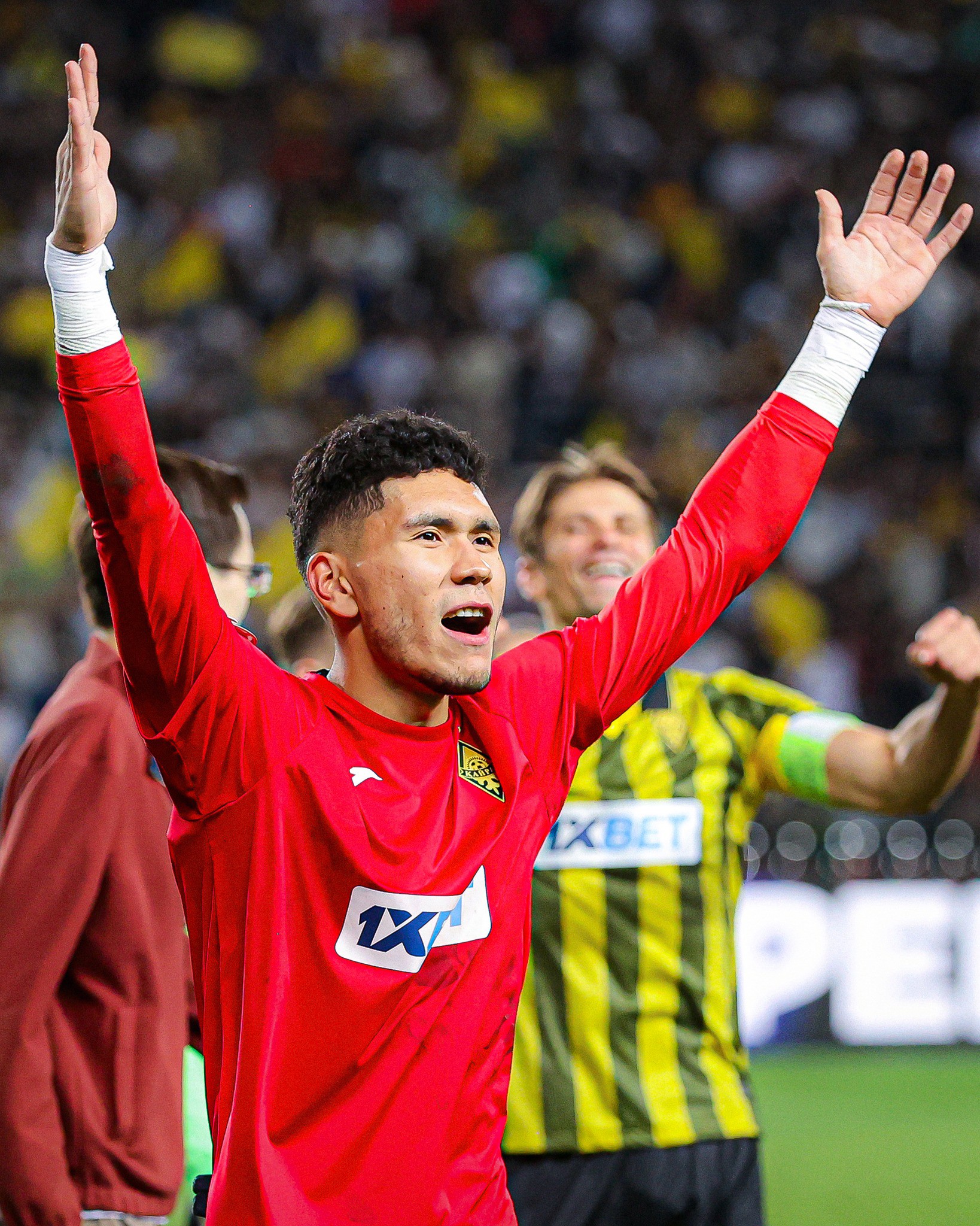 Thủ môn Anarbekov mang lại tấm vé dự vòng bảng Cúp C1 cho Kairat