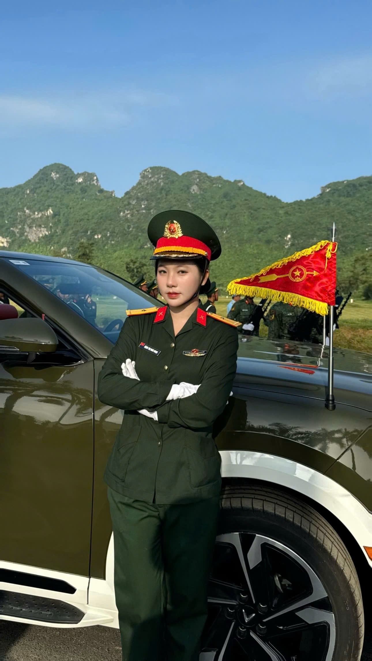 Nữ chiến sỹ khối 