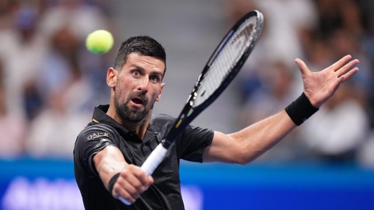 Nole "giải bài toán" Svajda tối 27/8
