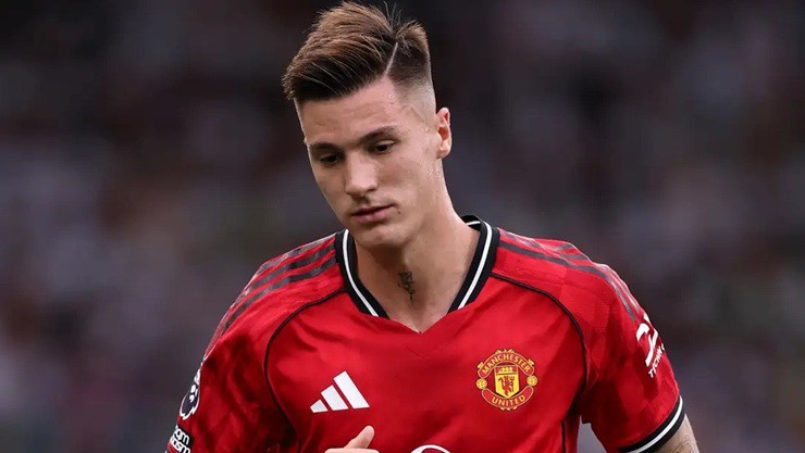 Sesko chưa để lại nhiều dấu ấn trong 2 lần ra sân đầu tiên ở Ngoại hạng Anh