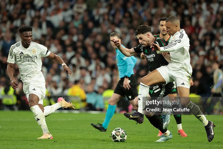 Real Madrid có thể tái đấu Arsenal ở vòng bảng Cúp C1