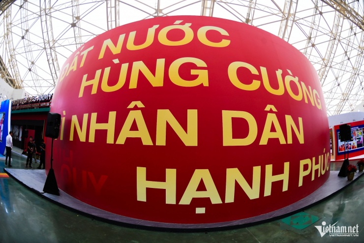 Bên trong Trung tâm triển lãm Quốc gia, mừng 80 năm Quốc khánh - 3