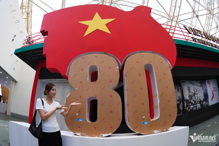 Bên trong Trung tâm triển lãm Quốc gia, mừng 80 năm Quốc khánh - 10
