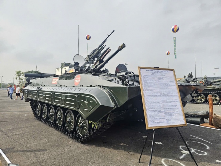 Xe chiến đấu bộ binh