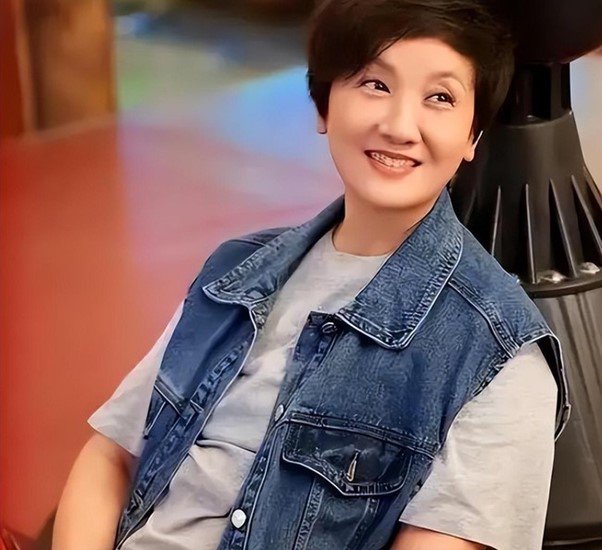 "Người đàn bà sắc sảo và ác độc nhất" của "Hồng lâu mộng": Mang tiếng tiểu tam, tủi hờn vì không thể sinh con - 6