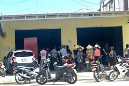 Phá cửa quán bánh canh thì phát hiện 2 vợ chồng tử vong, 2 con nguy kịch