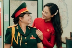 Diễn viên Thu Quỳnh tiết lộ mẹ ruột là Thượng tá quân đội, 'sĩ đến hết đời' với A80