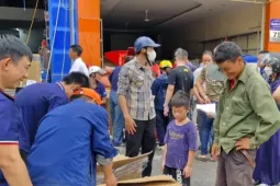 Thị trường - Tiêu dùng - Nườm nượp mua máy phát điện, chấp nhận giá cao, nhiều nơi 'cháy' hàng