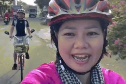 Vợ chồng ở Cần Thơ đạp xe hơn 1.800km, vượt bão số 5 ra Hà Nội viếng Lăng Bác