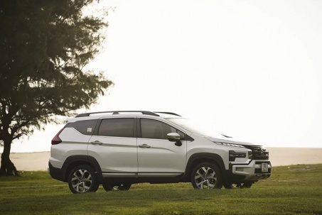 Giá xe Mitsubishi Xpander Cross lăn bánh kèm ưu đãi tháng 8/2025