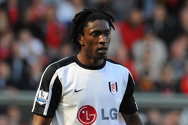  Cựu tiền vệ Man City Dickson Etuhu