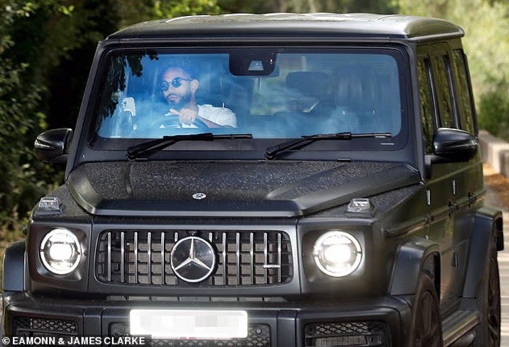 Tân binh Cunha đã sút hỏng quả phạt đền trong loạt luân lưu nghẹt thở trước Grimsby Town