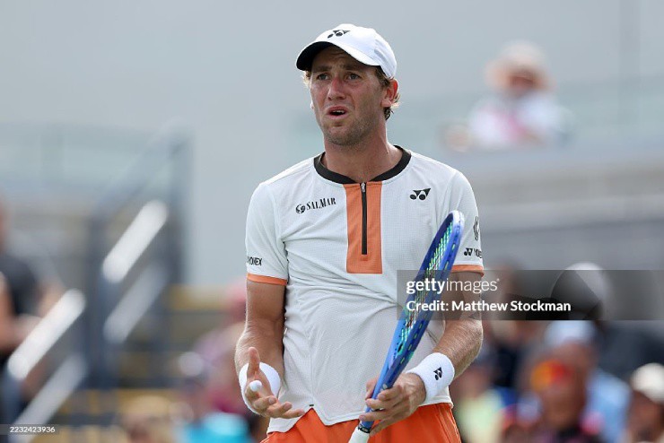 Casper Ruud dừng bước sớm