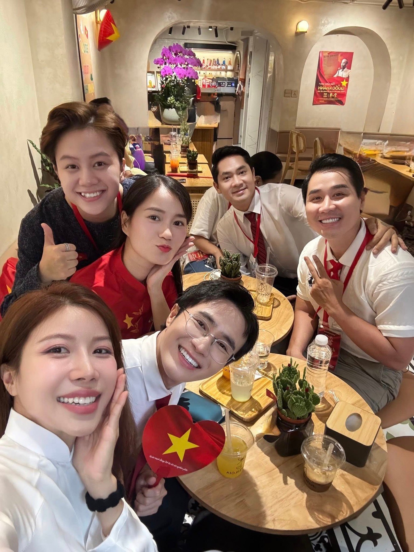 Dương Hoàng Yến đi lạc vào Khối Thiếu Nhi ở Sơ duyệt - 12