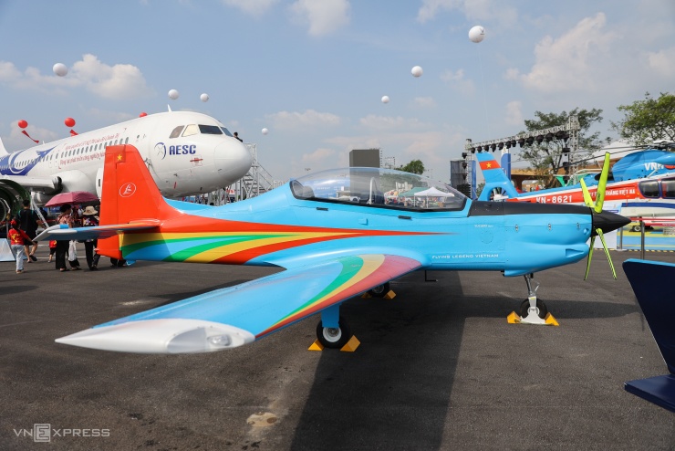 Trưng bày chuyên cơ chở Chủ tịch Hồ Chí Minh - 13