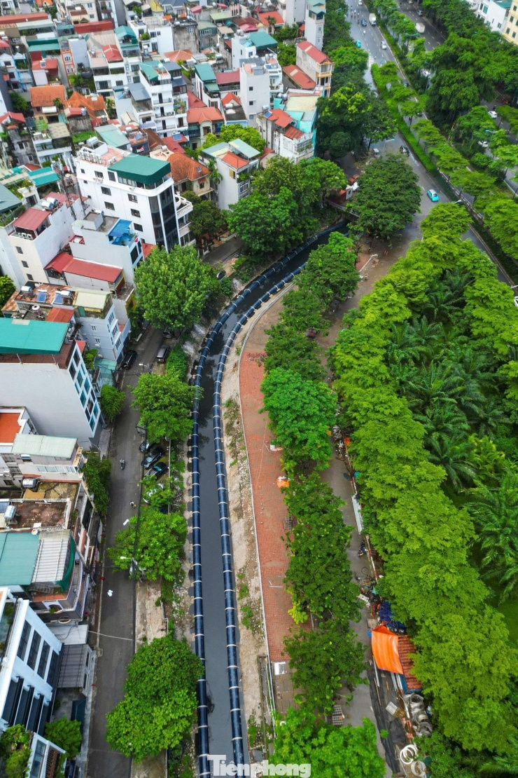Đường ống khổng lồ dẫn nước hồ Tây ‘hồi sinh’ sông Tô Lịch - 2