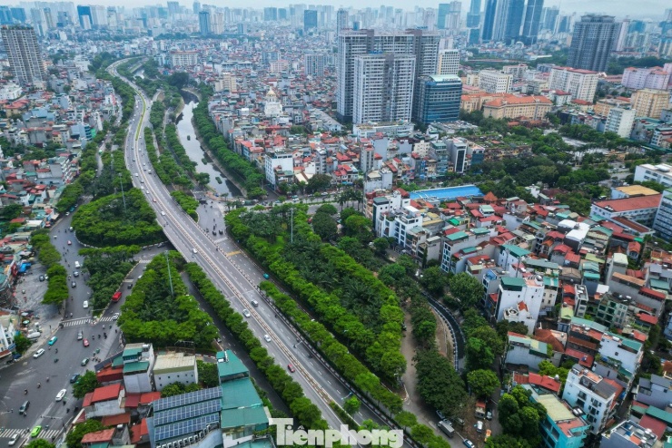 Đường ống khổng lồ dẫn nước hồ Tây ‘hồi sinh’ sông Tô Lịch - 1