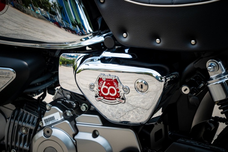 Honda Monkey Chrome Legacy đầu tiên được nhập về Việt Nam - 5