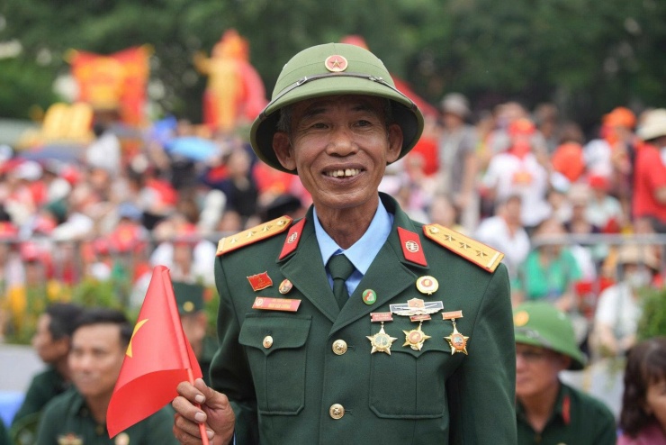 Nghìn người háo hức chờ đón Tổng duyệt diễu binh, diễu hành - 10