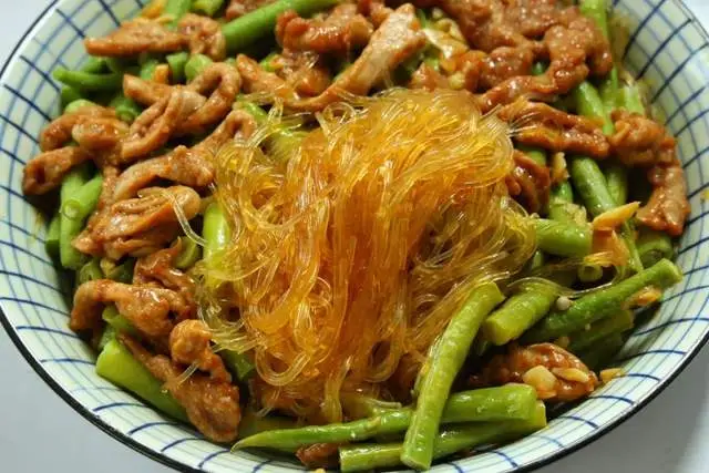 Món hấp này rất ngon.