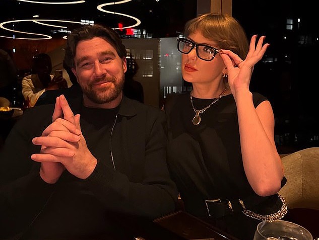 Travis Kelce và Taylor Swift. Ảnh: Instagram Travis