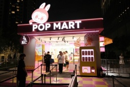 Labubu 4.0 bán “cháy hàng” chỉ sau vài phút đưa ông chủ Pop Mart giàu hơn Jack Ma