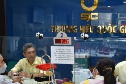 Giá vàng hôm nay 29-8: Tăng tốc, chạm đỉnh cao nhất trong 3 tuần