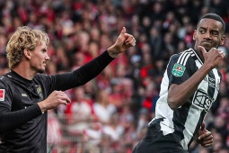 Bóng đá - Newcastle sắp cho Isak ra đi vì có tiền đạo mới, Liverpool ra mức giá kỷ lục