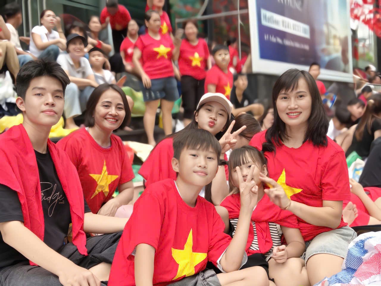 Dịp lễ 2/9 cũng là cơ hội để nhiều người họp mặt bạn bè