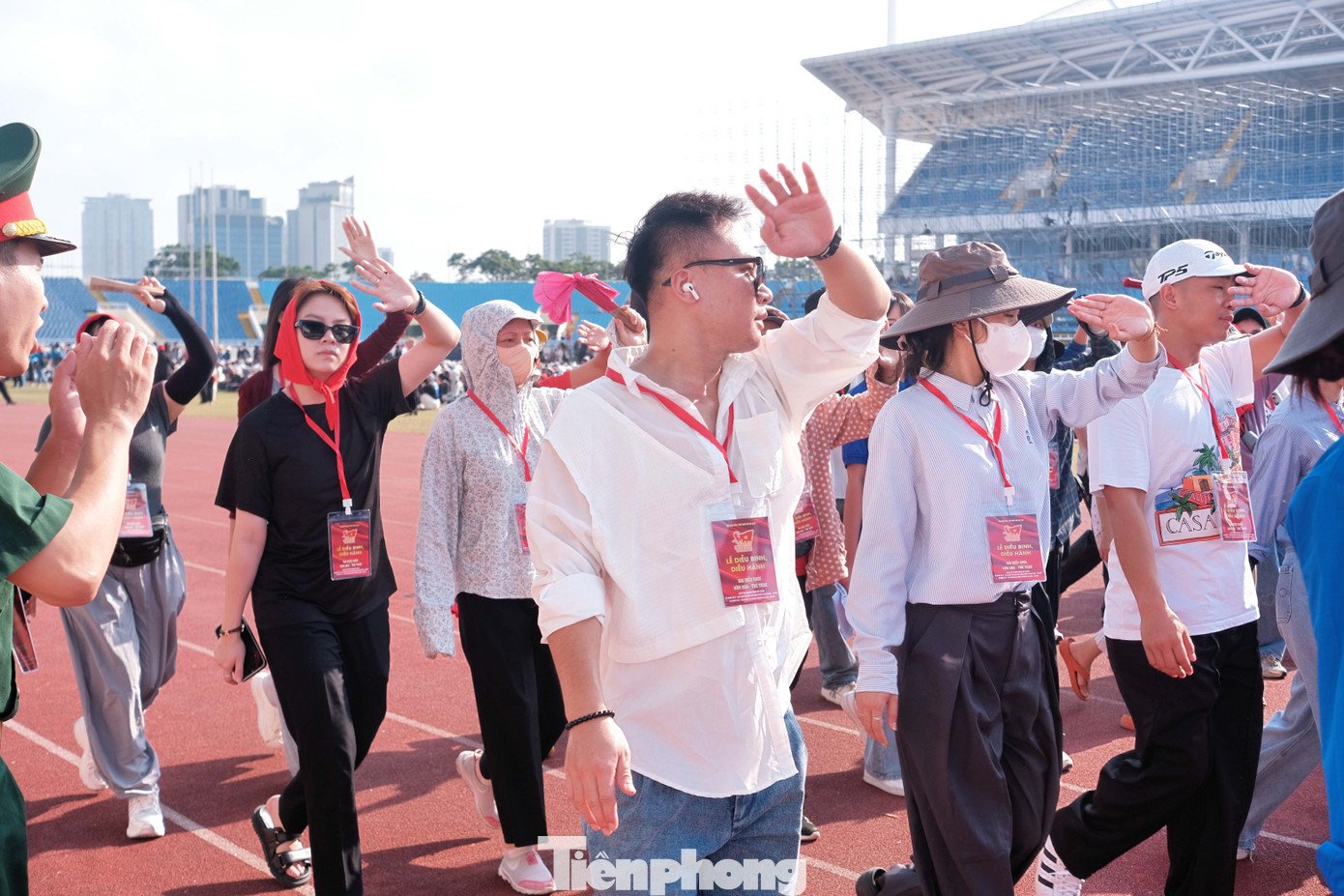 Không khí tập luyện hăng say, phấn khởi.