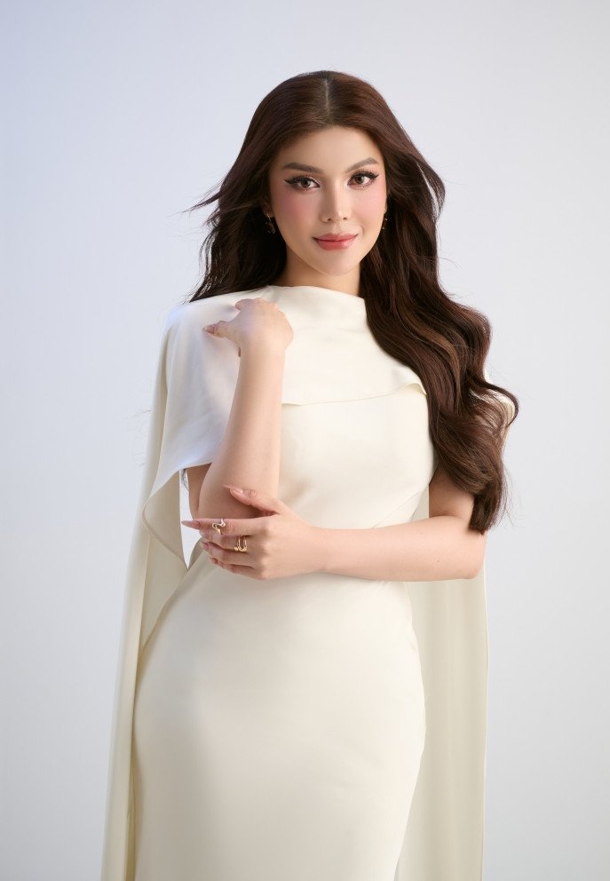 Lily Chen tự tin mang đến cuộc thi sự trưởng thành, bản lĩnh và trí tuệ. 