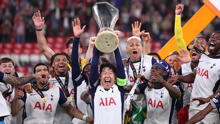 Tottenham đăng quang Europa League mùa trước
