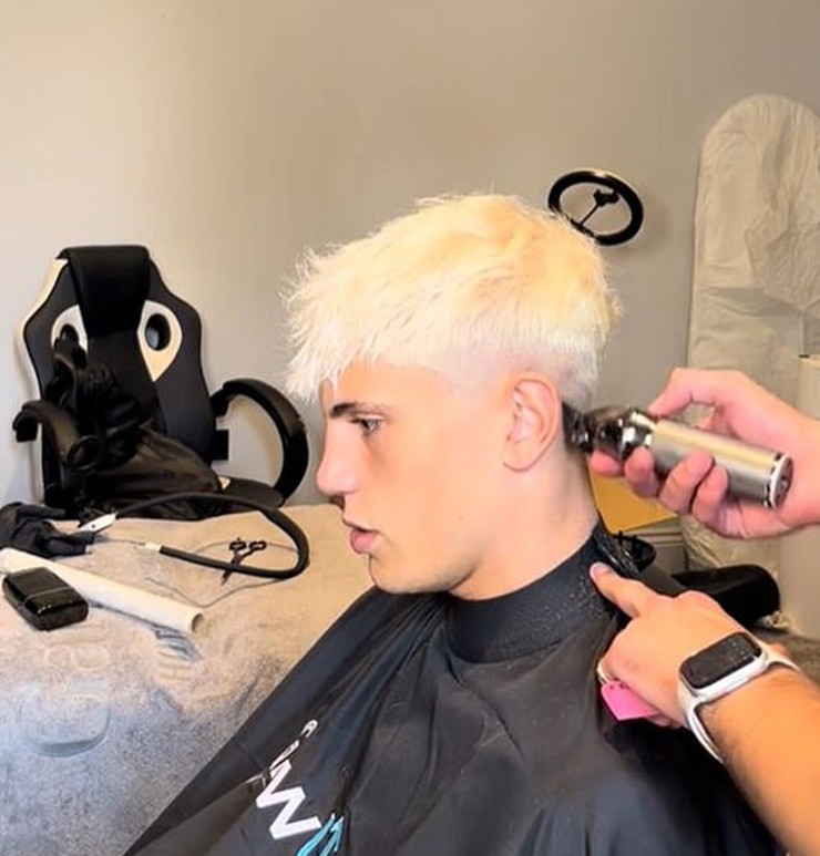 Garnacho thay đổi diện mạo trước khi gia nhập Chelsea