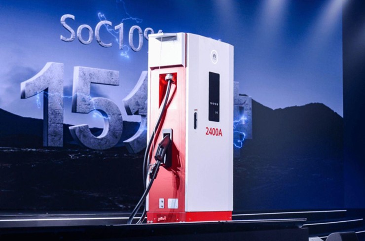 Trạm sạc đầu tiên trên thế giới đạt 100MW được đặt tại đâu? - 2