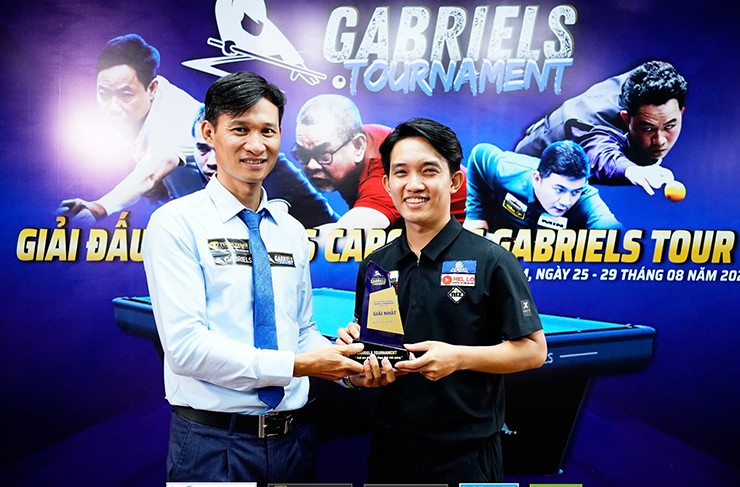 Chiêm Hồng Thái vô địch nghẹt thở