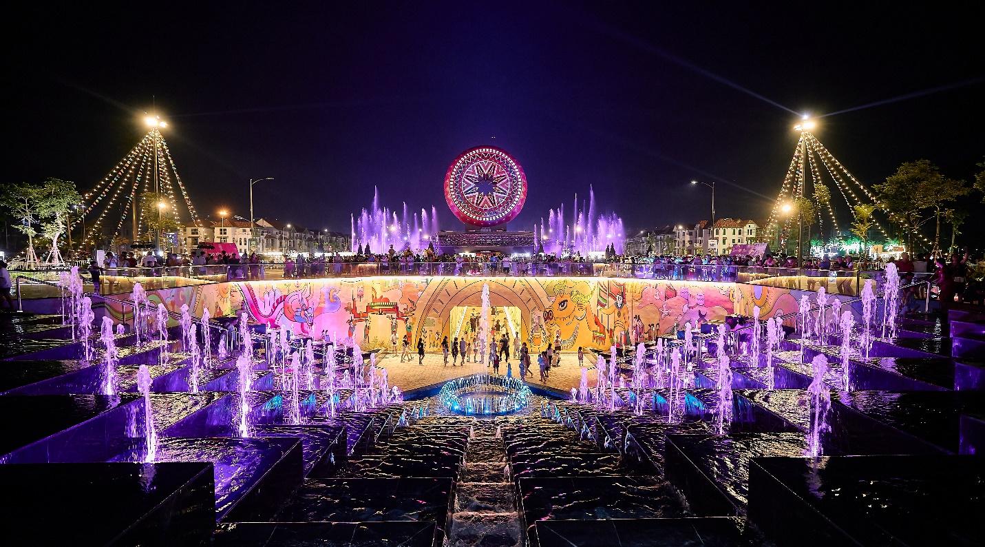 Show nhạc nước tại Quảng trường Công viên Lễ hội thuộc KĐT Sun Urban City