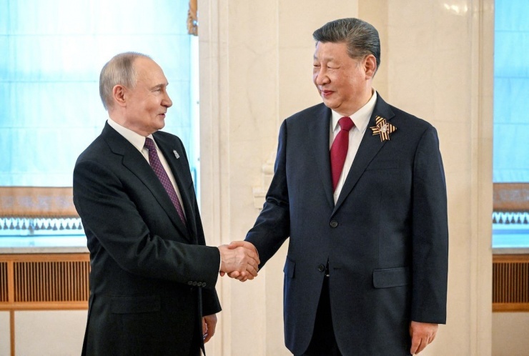 Tổng thống Nga Vladimir Putin và Chủ tịch Trung Quốc Tập Cận Bình. (Ảnh: Reuters)