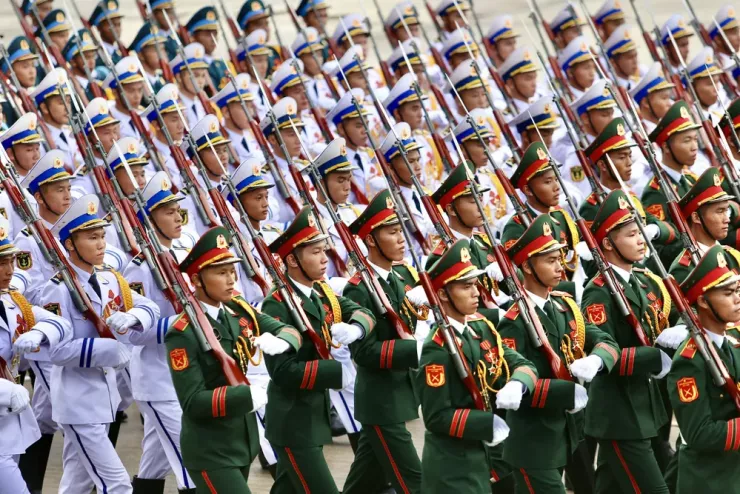 Khối Danh dự Lục quân, Phòng không - Không quân, Hải quân. Ảnh: HOÀNG GIANG