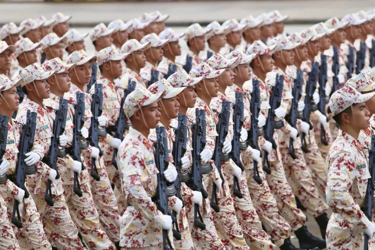Khối nam sĩ quan An ninh mạng và phòng, chống tội phạm sử dụng công nghệ cao. Ra đời trong thời kỳ bùng nổ công nghệ thông tin, là đơn vị chính quy, tinh nhuệ, đi đầu trong phòng ngừa, phát hiện, đấu tranh, ngăn chặn và xử lý các hành vi vi phạm pháp luật, làm thất bại mọi âm mưu chống phá của các thế lực thù địch, là lá chắn thép bảo vệ an ninh Tổ quốc trên không gian mạng. ẢNH: HOÀNG GIANG