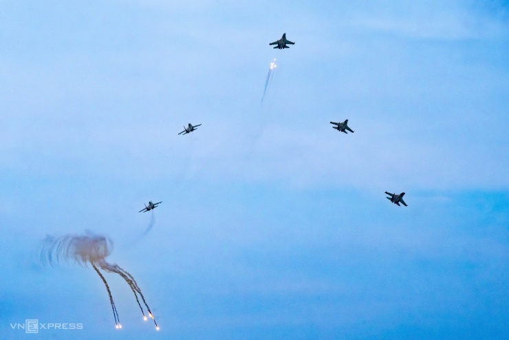 Hai giờ tổng duyệt diễu binh ở Ba Đình - 3