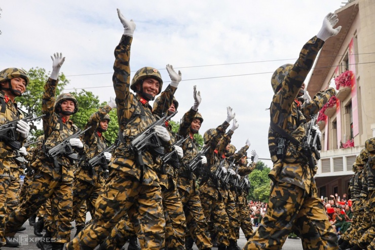 Hai giờ tổng duyệt diễu binh ở Ba Đình - 17