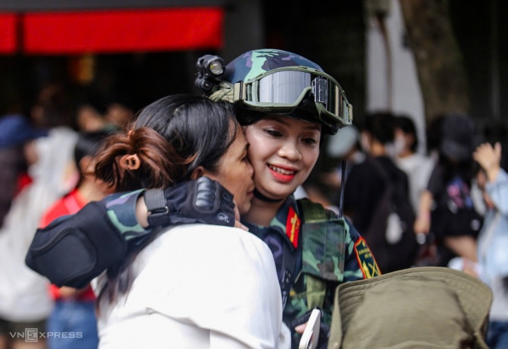 Hai giờ tổng duyệt diễu binh ở Ba Đình - 21