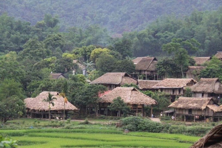 Các bản Mường Ngòi Hoa, Giang Mỗ vẫn lưu giữ nếp sống truyền thống, đem lại trải nghiệm văn hóa độc đáo. Ảnh XanhSM